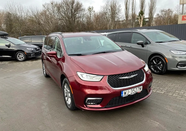 Chrysler Pacifica cena 169000 przebieg: 44000, rok produkcji 2021 z Pogorzela małe 529